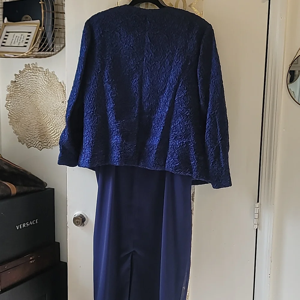 Jacquard Dress & Blazer Set - Picture 4 of 8